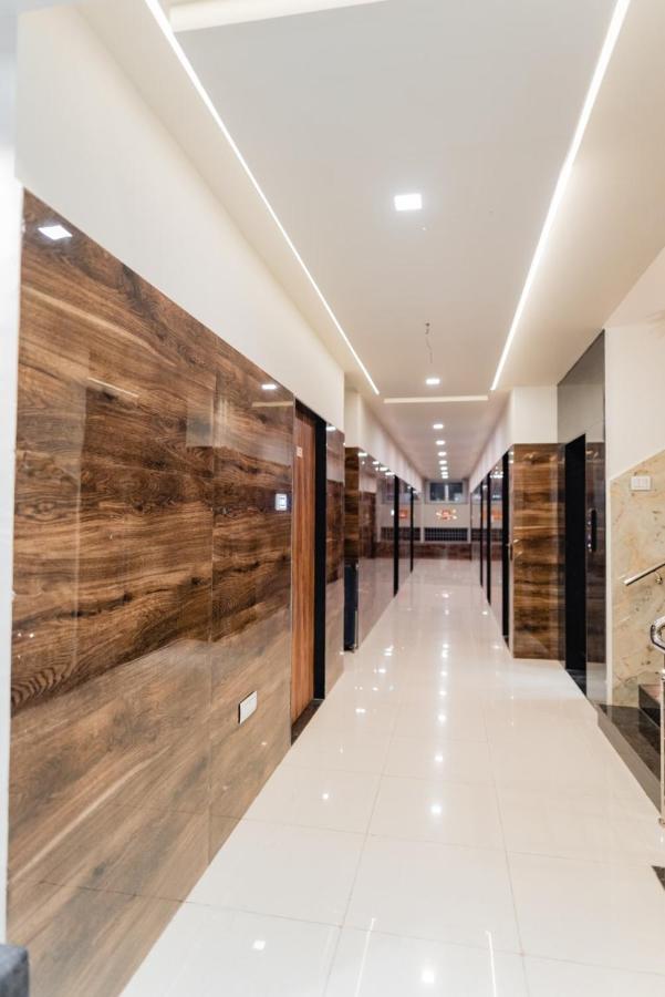 Hotel Ayodhya Virpur Exterior photo