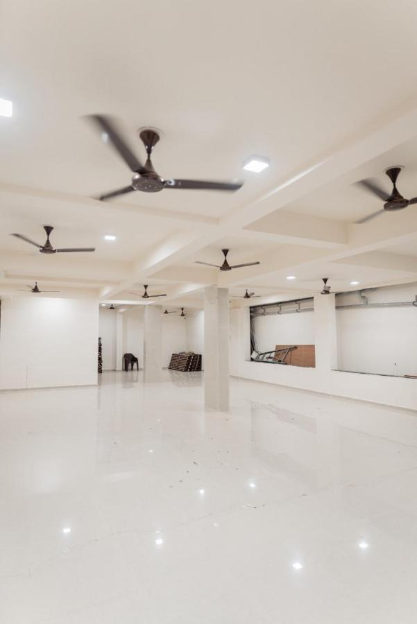 Hotel Ayodhya Virpur Exterior photo